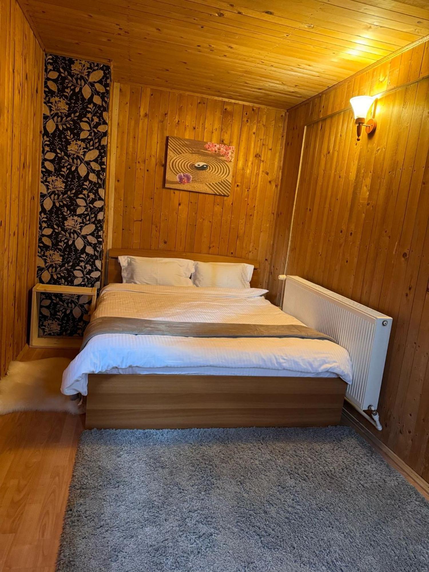 Cabana Din Padurea Valeni Valenii de Munte Bagian luar foto