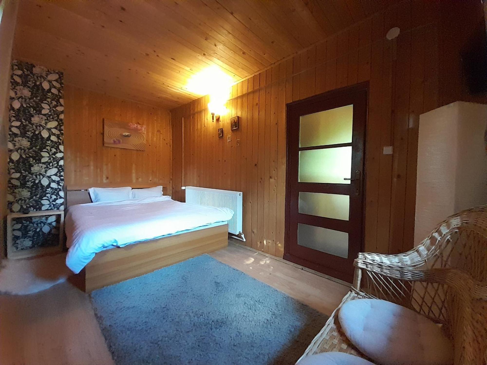 Cabana Din Padurea Valeni Valenii de Munte Bagian luar foto