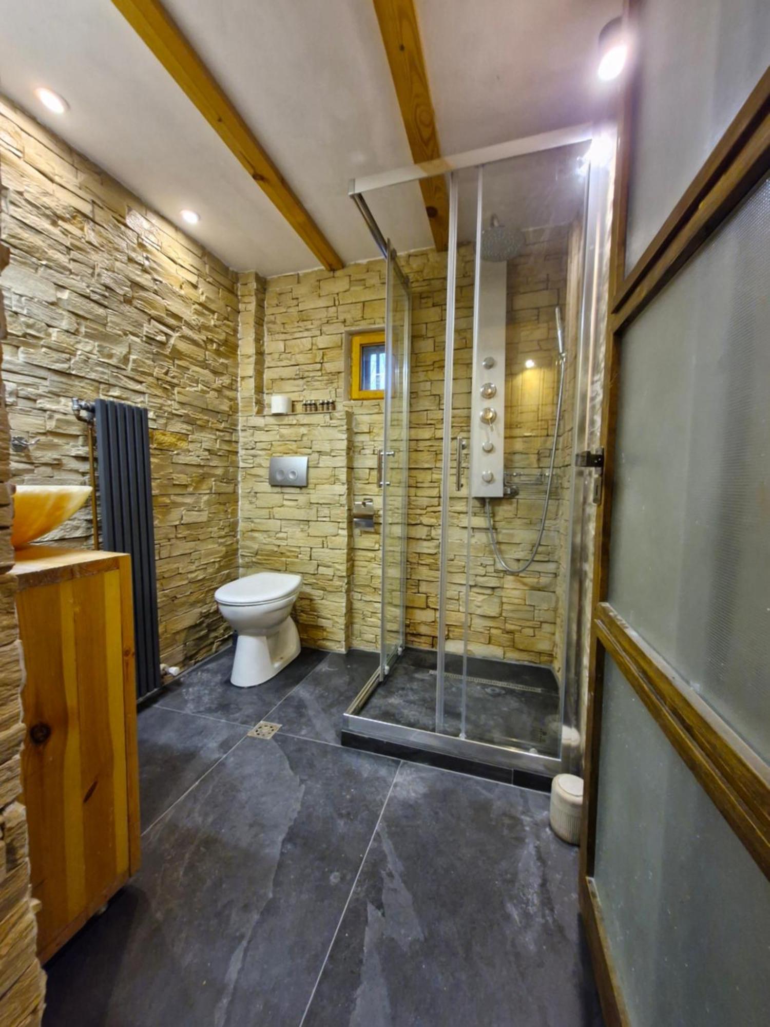 Cabana Din Padurea Valeni Valenii de Munte Bagian luar foto
